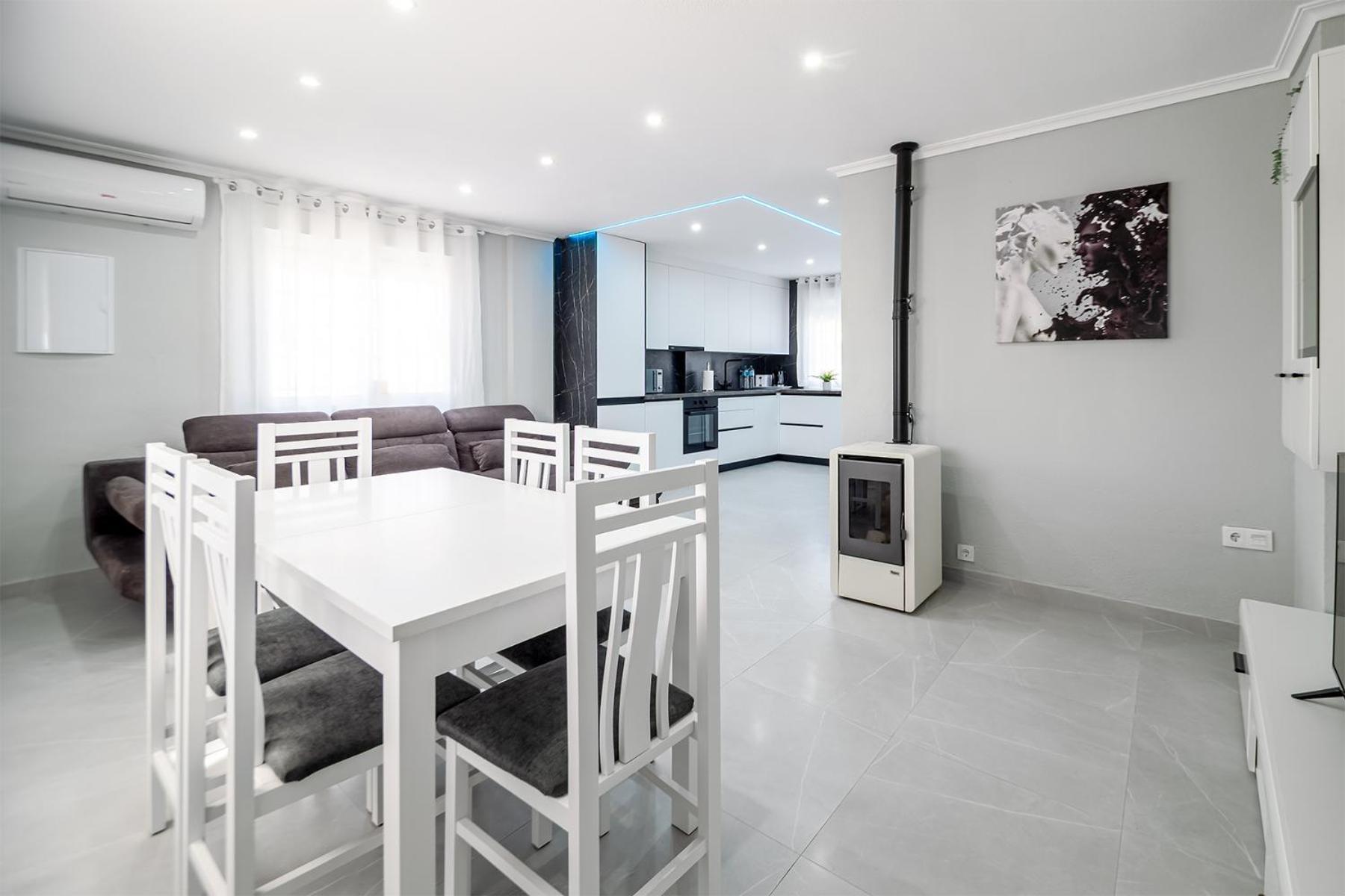 Villa Casa Olivia With Pool Heating Fee Torrevieja Exterior foto